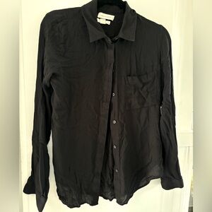 Treasure & Bond black button down thin collared blouse size Small
